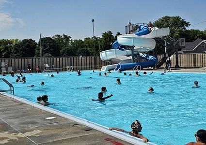 Holdrege Swimming Pool
